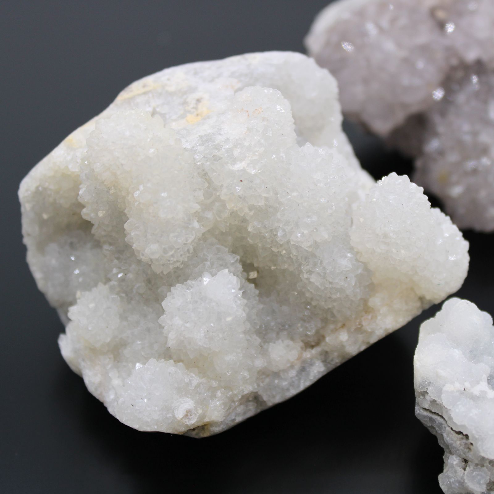 Natural Finger Quartz Crystal Points | 1kg Pack (6–7.5cm H | 3–5cm W)