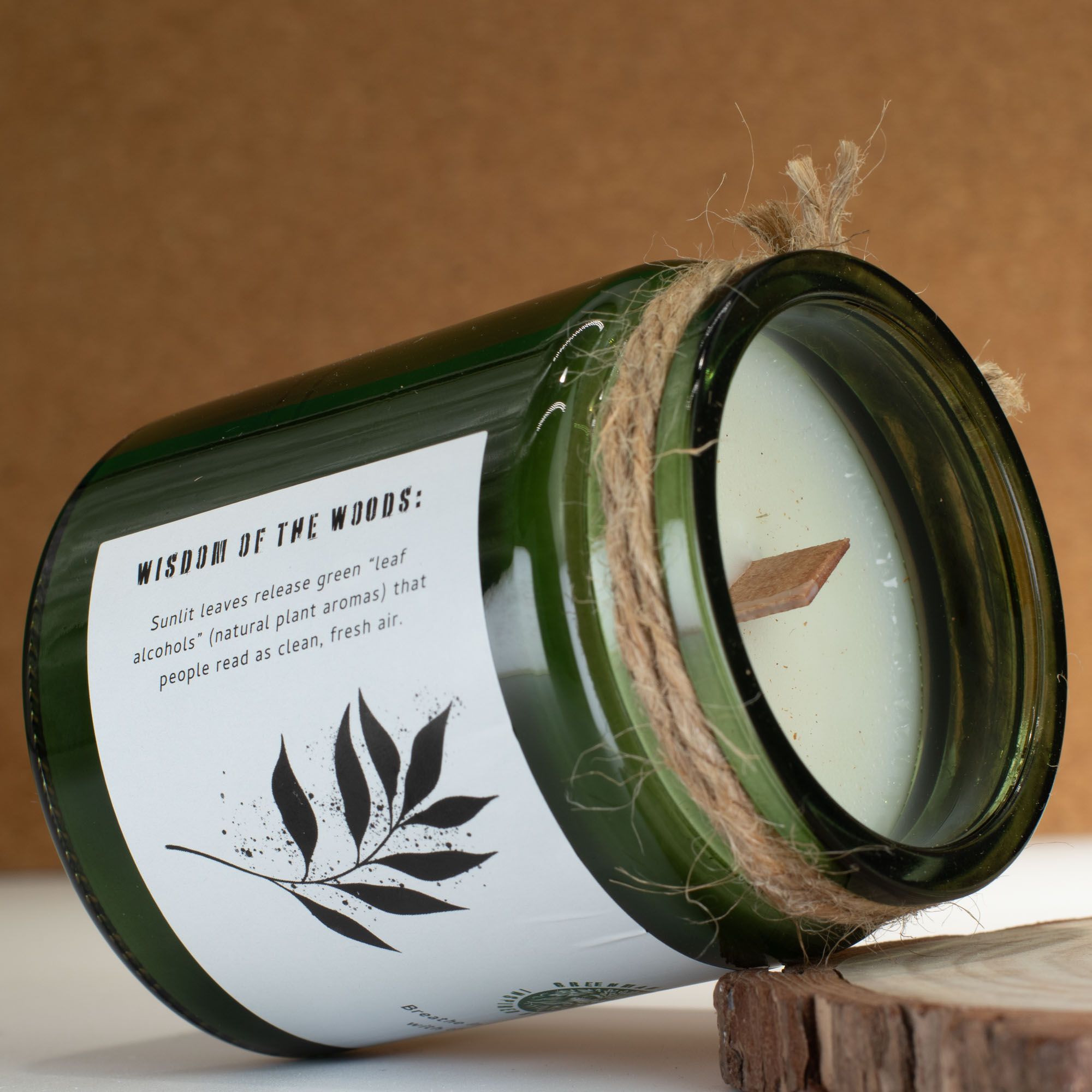 Woodwick Soy Candle - Leaves & Linen
