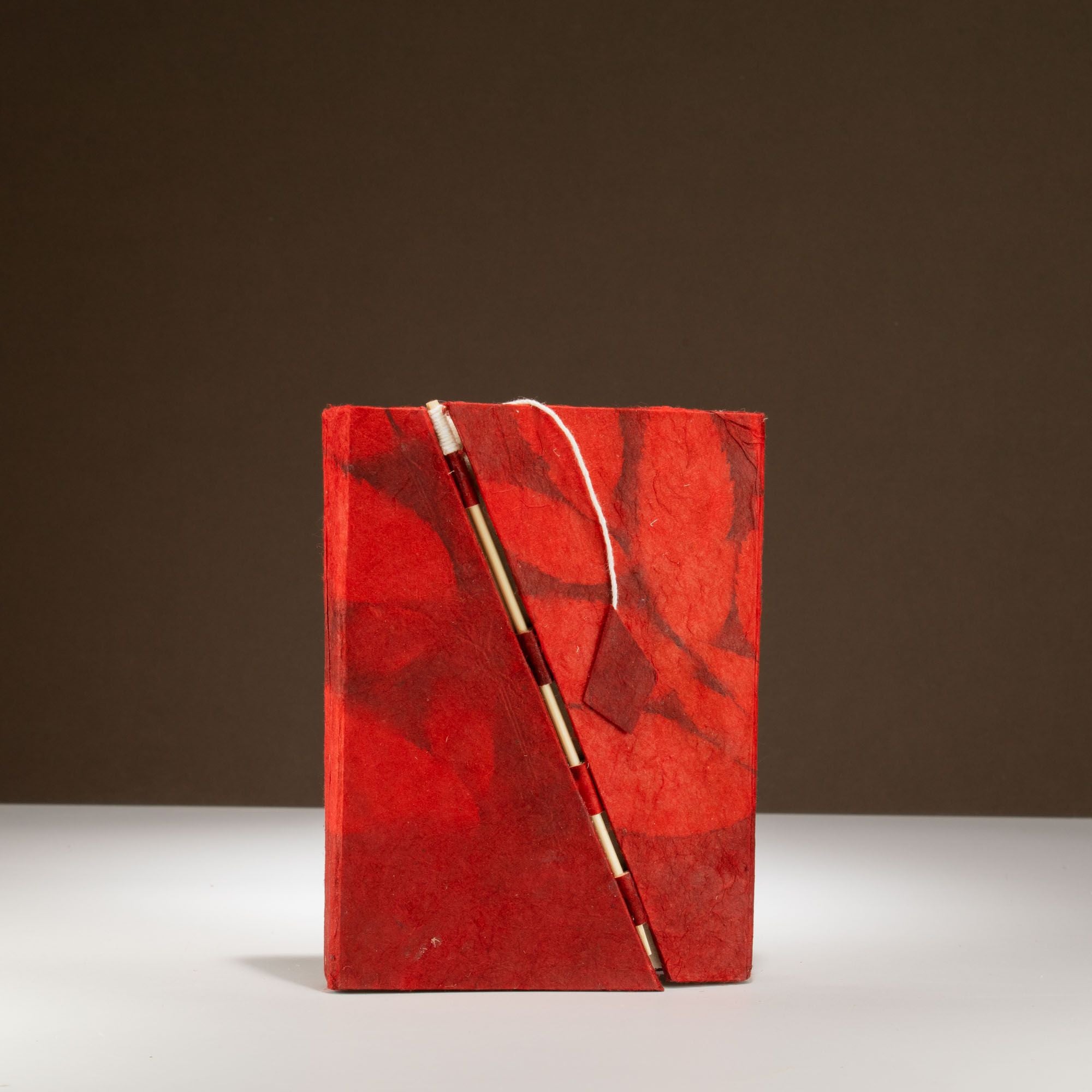 Lokta Bold Floral Bamboo Lock Journal  – 45 Leaves – Ruby